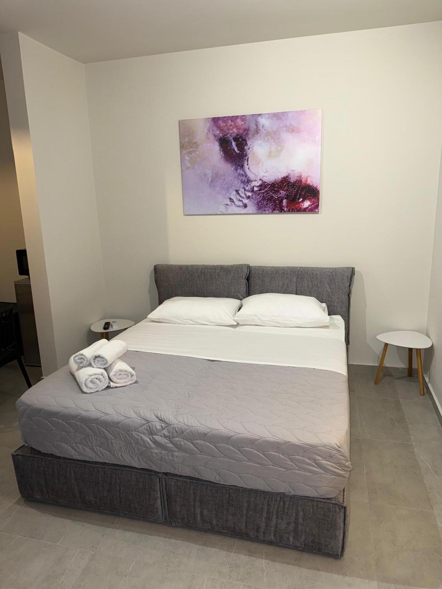 Stay-Five Rooms & Apartments Шкодер Екстер'єр фото