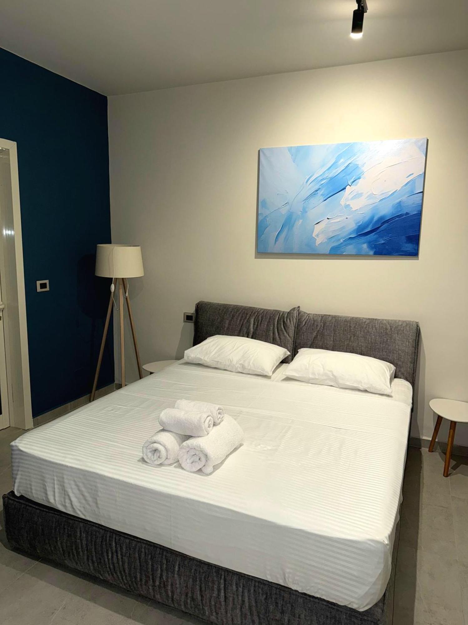 Stay-Five Rooms & Apartments Шкодер Екстер'єр фото