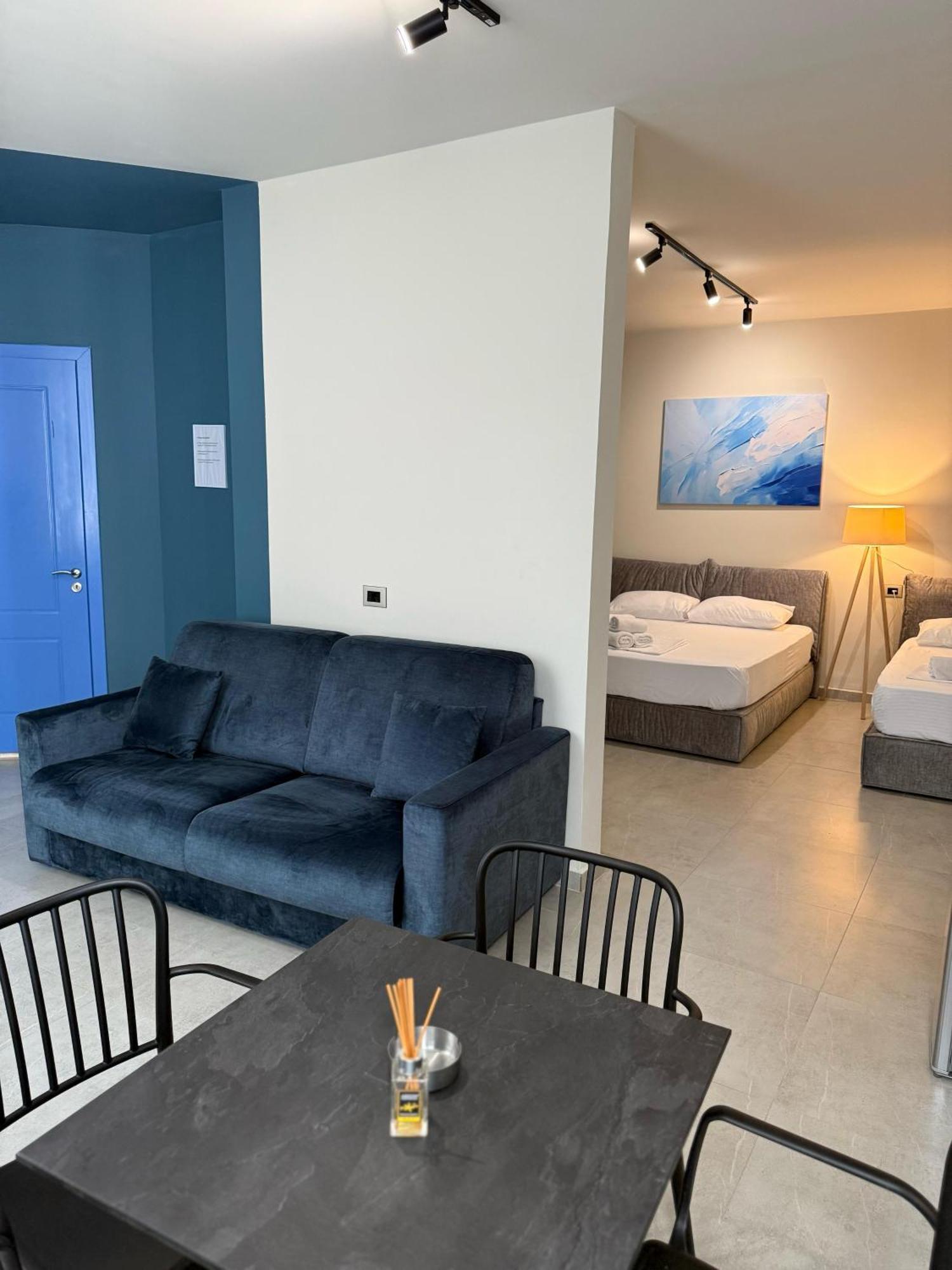 Stay-Five Rooms & Apartments Шкодер Екстер'єр фото